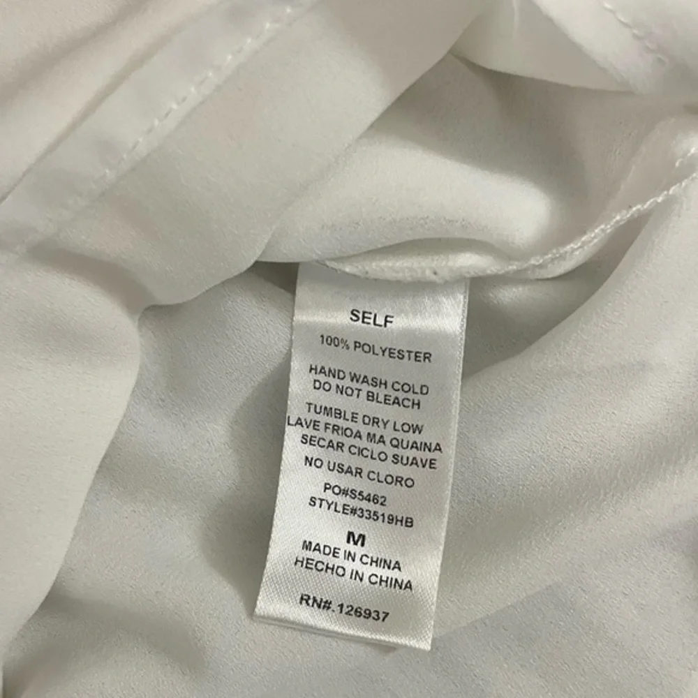 BLVD Women’s White Long Sleeve Blouse Cold Shoulder Style Size Medium